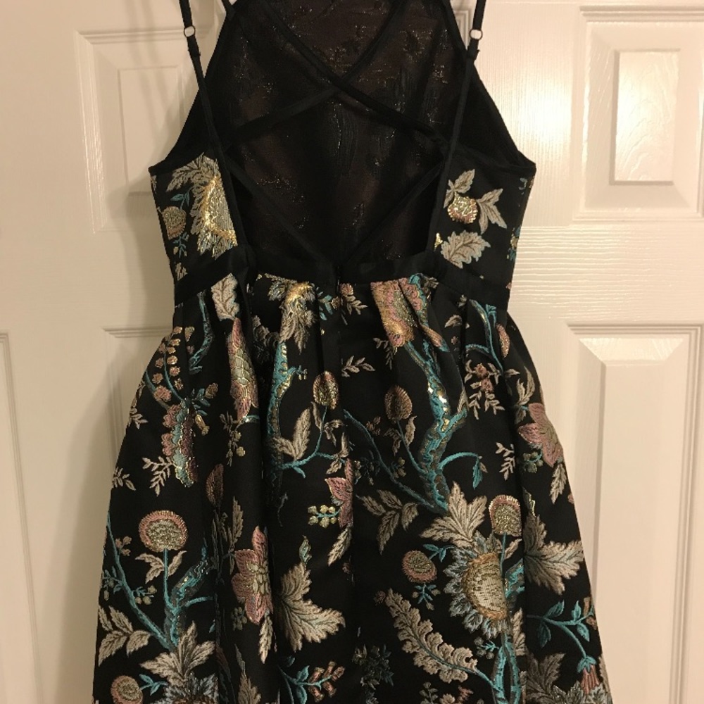 Kimchi blue prom dress - Picture 2 of 3